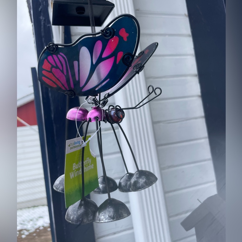 NWT Springing Butterfly w/ Chime Legs